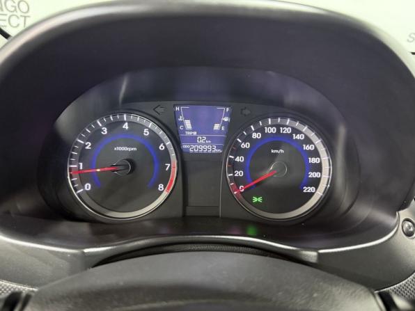 Hyundai Solaris I с пробегом 2013 года, цена 770 000 рублей, 209000 км, седан, Автокод Объявления