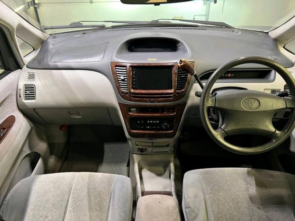 Toyota Nadia с пробегом 2000 года, цена 499 000 рублей, 261139 км, компактвэн, Автокод Объявления
