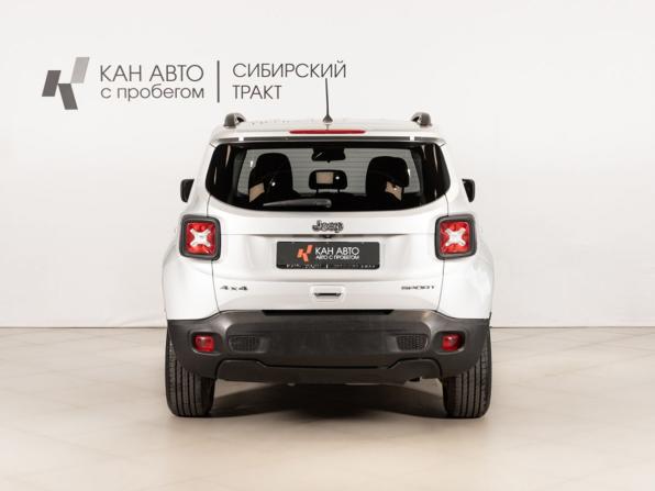 Jeep Renegade I Рестайлинг с пробегом 2019 года, цена 1 699 854 рубля, 122937 км, внедорожник, Автокод Объявления