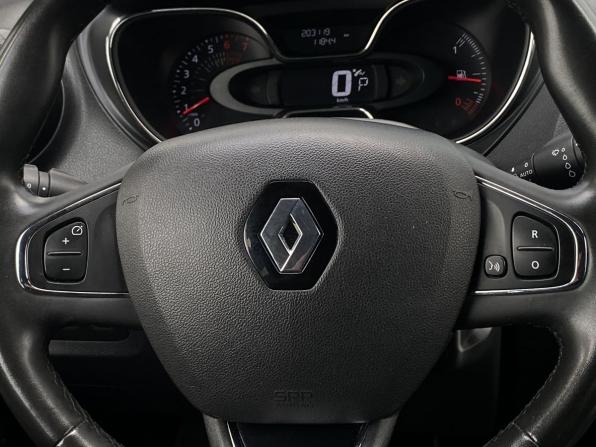 Renault Kaptur I с пробегом 2018 года, цена 1 249 000 рублей, 203119 км, внедорожник, Автокод Объявления