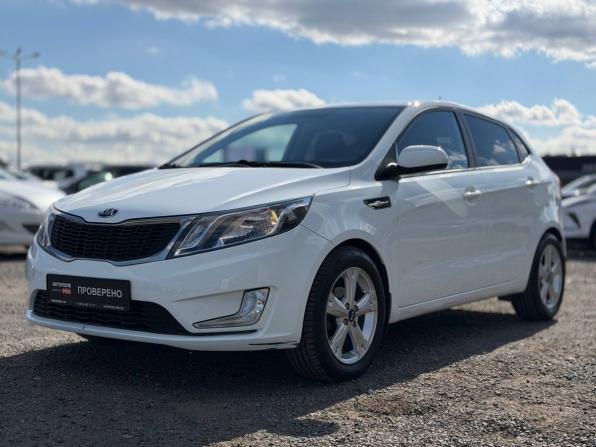 Kia Rio III с пробегом 2014 года, цена 1 015 000 рублей, 55000 км, хэтчбек, Автокод Объявления