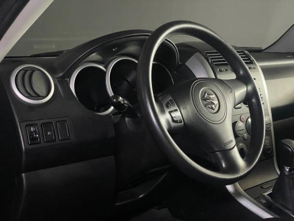 Suzuki Grand Vitara II Рестайлинг с пробегом 2011 года, цена 1 245 000 рублей, 293198 км, внедорожник, Автокод Объявления