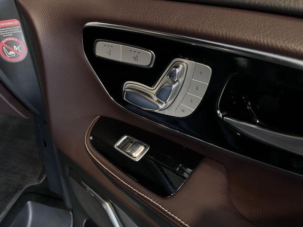 Mercedes-Benz V-Класс III (W447) с пробегом 2016 года, цена 4 995 000 рублей, 274340 км, минивэн, Автокод Объявления