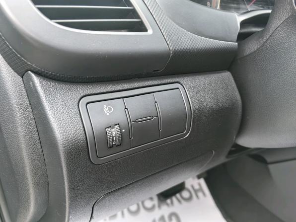 Hyundai Solaris I Рестайлинг с пробегом 2014 года, цена 949 900 рублей, 181380 км, седан, Автокод Объявления