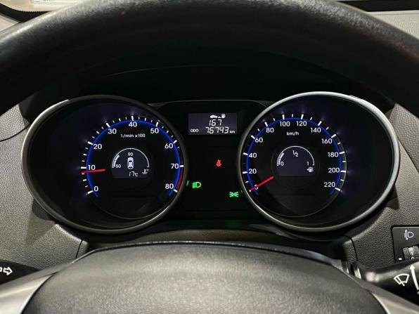 Hyundai ix35 I Рестайлинг с пробегом 2014 года, цена 1 450 000 рублей, 76742 км, внедорожник, Автокод Объявления