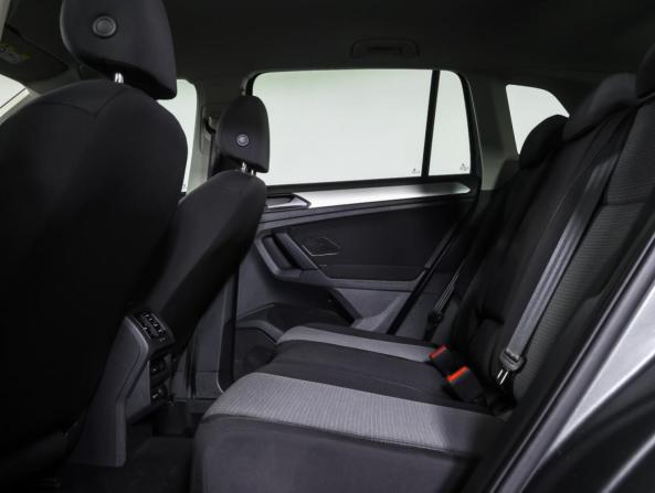 Volkswagen Tiguan II Рестайлинг с пробегом 2021 года, цена 3 099 000 рублей, 85300 км, внедорожник, Автокод Объявления