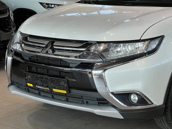 Mitsubishi Outlander III Рестайлинг 3 с пробегом 2018 года, цена 1 920 000 рублей, 189293 км, внедорожник, Автокод Объявления