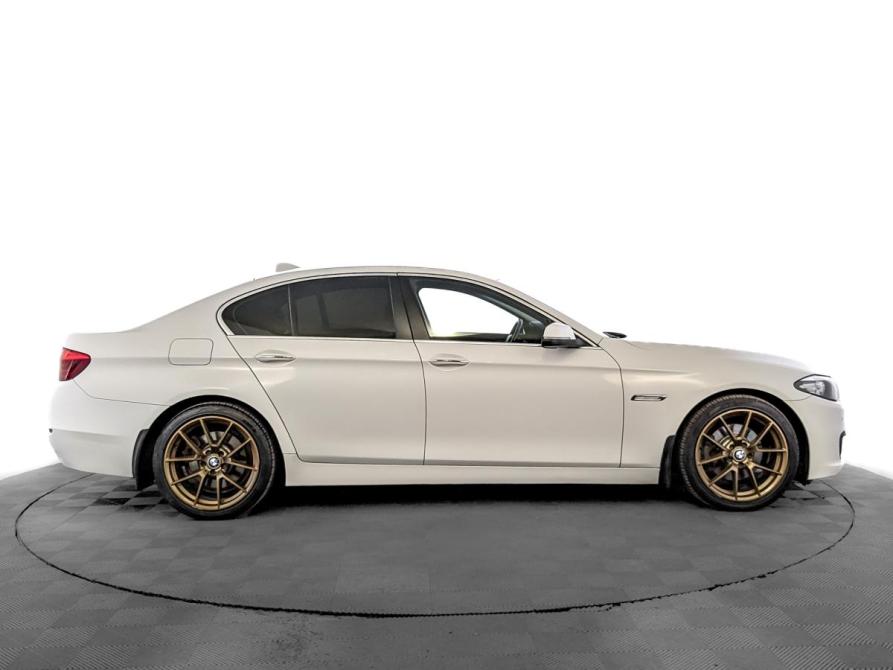 BMW 5 серии VI (F10/F11/F07) Рестайлинг Санкт-Петербург  - изображение 4