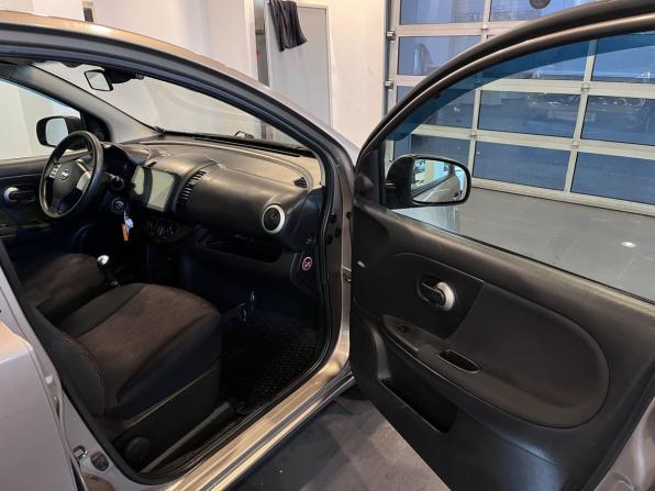 Nissan Note I Рестайлинг с пробегом 2011 года, цена 530 000 рублей, 261223 км, хэтчбек, Автокод Объявления