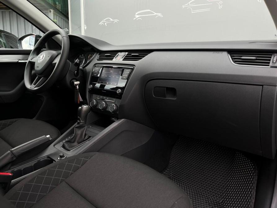 Skoda Octavia III (A7) Рестайлинг Санкт-Петербург  - изображение 7