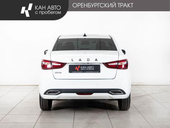 Lada (ВАЗ) Vesta I Рестайлинг (NG) с пробегом 2024 года, цена 1 388 000 рублей, 12100 км, седан, Автокод Объявления
