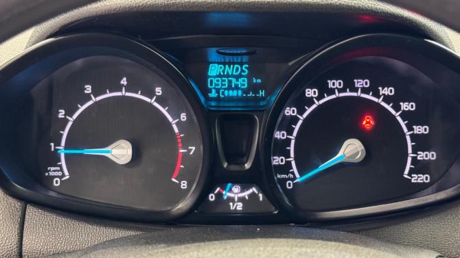 Ford EcoSport II с пробегом 2016 года, цена 940 000 рублей, 94000 км, внедорожник, Автокод Объявления