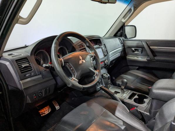 Mitsubishi Pajero IV Рестайлинг 1 с пробегом 2011 года, цена 1 990 000 рублей, 170599 км, внедорожник, Автокод Объявления