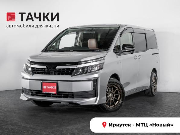 Toyota Voxy III (R80) с пробегом 2014 года, цена 1 900 000 рублей, 163329 км, минивэн, Автокод Объявления