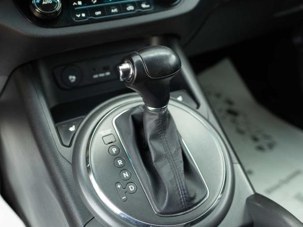Kia Sportage III с пробегом 2011 года, цена 1 280 000 рублей, 242824 км, внедорожник, Автокод Объявления