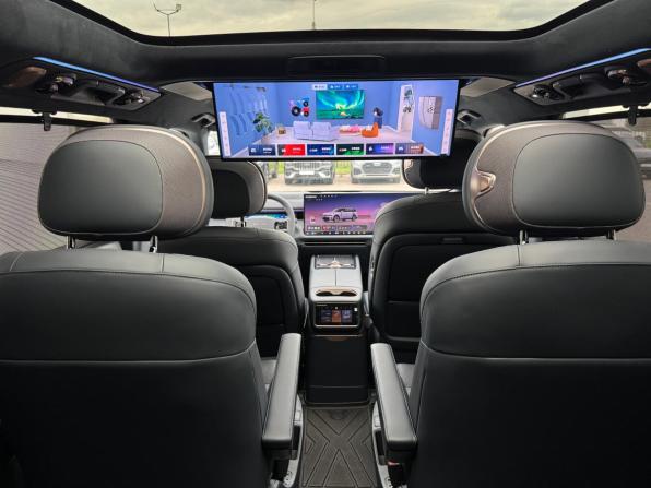 Lynk &amp; Co 900 с пробегом 2026 года, цена 7 990 000 рублей, 10 км, внедорожник, Автокод Объявления