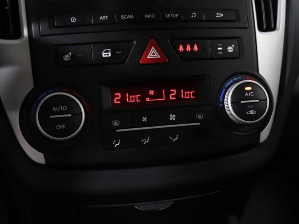 Kia Ceed I Рестайлинг с пробегом 2010 года, цена 660 900 рублей, 189055 км, хэтчбек, Автокод Объявления
