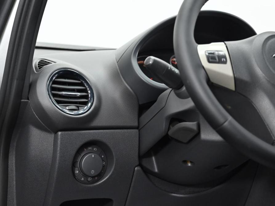 Opel Corsa D Москва  - изображение 8
