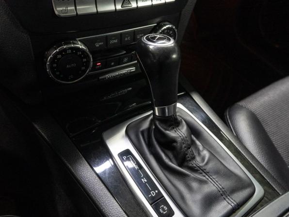 Mercedes-Benz C-Класс III (W204) Рестайлинг с пробегом 2012 года, цена 1 487 000 рублей, 117013 км, седан, Автокод Объявления