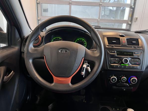 Lada (ВАЗ) Kalina II с пробегом 2018 года, цена 605 000 рублей, 126768 км, универсал, Автокод Объявления