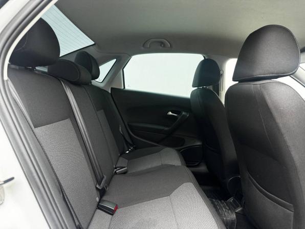 Volkswagen Polo V Рестайлинг с пробегом 2017 года, цена 1 053 000 рублей, 149886 км, седан, Автокод Объявления