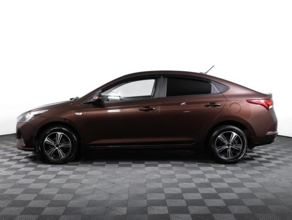Hyundai Solaris II Рестайлинг с пробегом 2022 года, цена 1 700 000 рублей, 73163 км, седан, Автокод Объявления