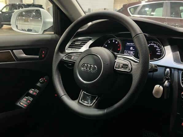 Audi A4 IV (B8) Рестайлинг с пробегом 2015 года, цена 1 548 000 рублей, 106487 км, седан, Автокод Объявления
