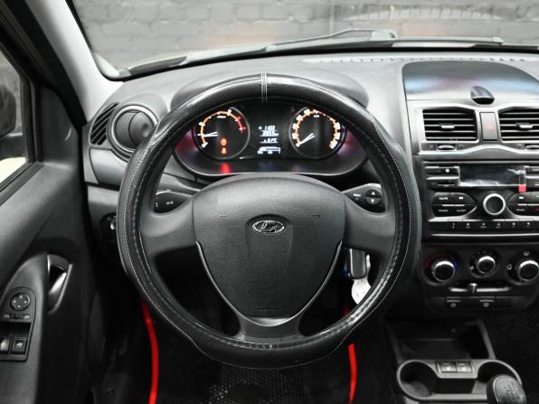 Lada (ВАЗ) Granta I Рестайлинг с пробегом 2024 года, цена 950 000 рублей, 33258 км, лифтбек, Автокод Объявления