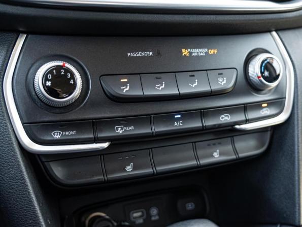 Hyundai Santa Fe IV с пробегом 2019 года, цена 2 950 000 рублей, 62010 км, внедорожник, Автокод Объявления