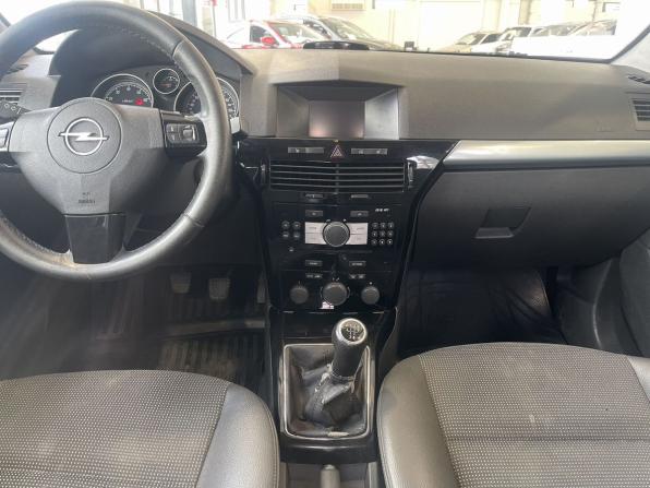 Opel Astra H Рестайлинг с пробегом 2007 года, цена 295 000 рублей, 285683 км, хэтчбек, Автокод Объявления