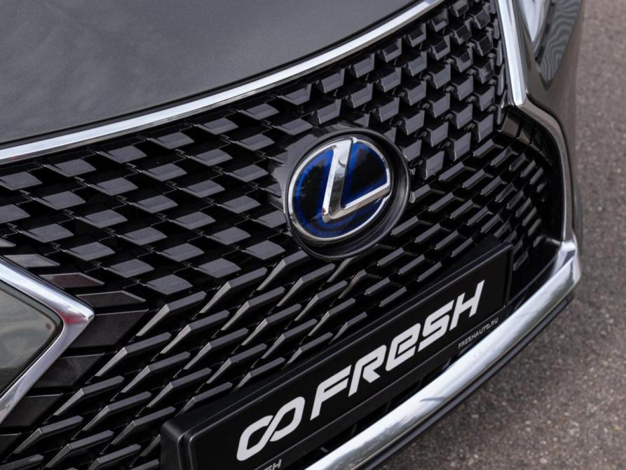 Lexus RX IV Рестайлинг Сочи  - изображение 7