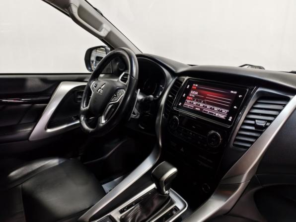 Mitsubishi Pajero Sport III с пробегом 2017 года, цена 2 875 000 рублей, 153771 км, внедорожник, Автокод Объявления