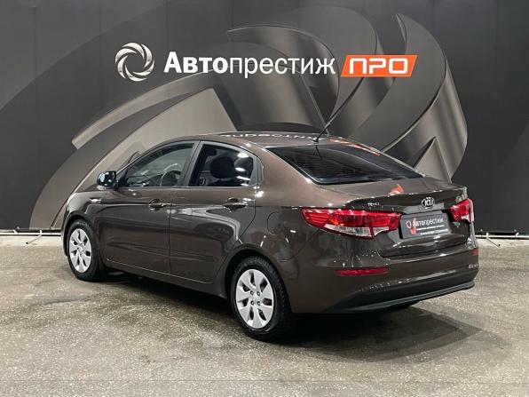 Kia Rio III Рестайлинг с пробегом 2015 года, цена 994 000 рублей, 173962 км, седан, Автокод Объявления