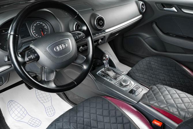 Audi A3 III (8V) с пробегом 2013 года, цена 1 049 000 рублей, 288040 км, хэтчбек, Автокод Объявления