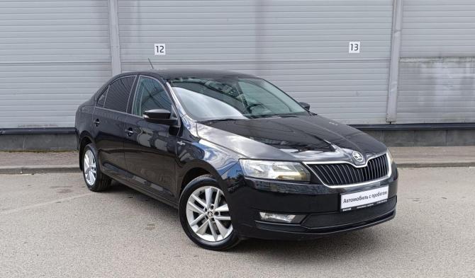 Skoda Rapid I Рестайлинг с пробегом 2018 года, цена 1 369 000 рублей, 93346 км, лифтбек, Автокод Объявления