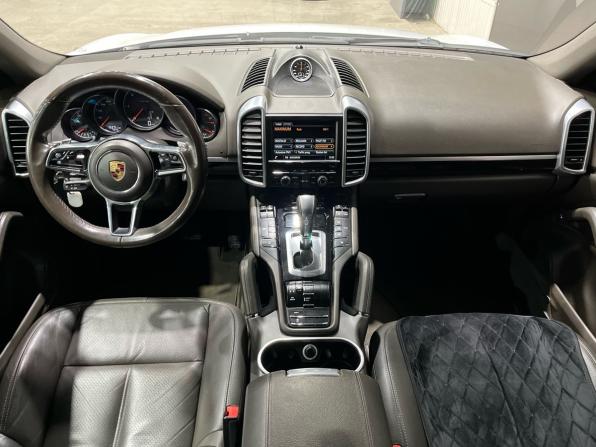 Porsche Cayenne II Рестайлинг (958) с пробегом 2015 года, цена 3 000 000 рублей, 153748 км, внедорожник, Автокод Объявления