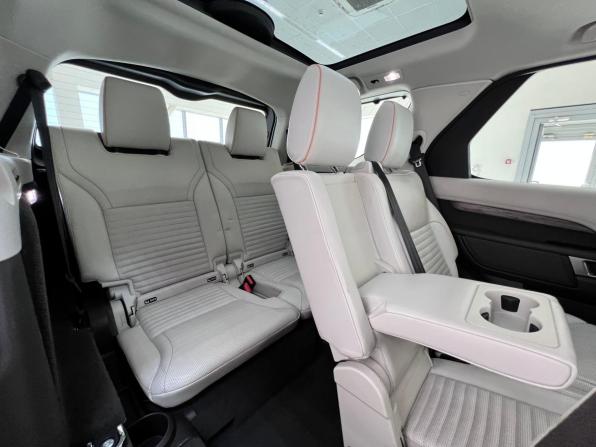 Land Rover Discovery V с пробегом 2017 года, цена 3 100 000 рублей, 179445 км, внедорожник, Автокод Объявления