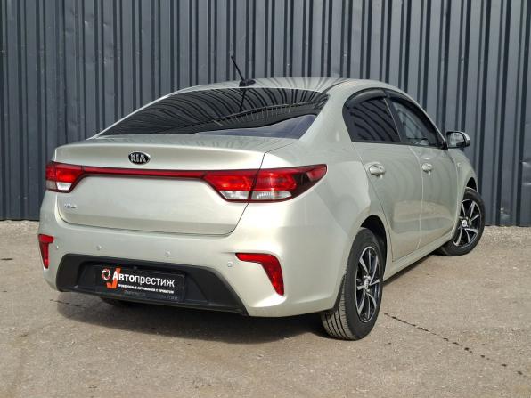 Kia Rio IV с пробегом 2018 года, цена 1 329 000 рублей, 111565 км, седан, Автокод Объявления