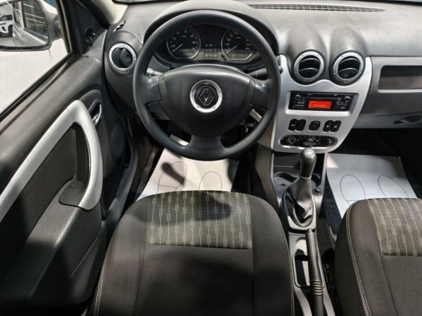 Renault Sandero I с пробегом 2014 года, цена 553 500 рублей, 187904 км, хэтчбек, Автокод Объявления