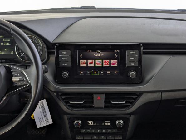 Skoda Rapid II с пробегом 2022 года, цена 1 600 000 рублей, 93487 км, лифтбек, Автокод Объявления