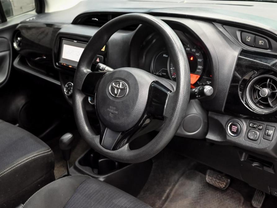 Toyota Vitz III (XP130) Рестайлинг Екатеринбург  - изображение 11