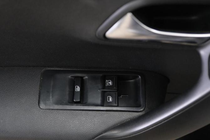 Volkswagen Polo V с пробегом 2011 года, цена 659 000 рублей, 241000 км, седан, Автокод Объявления