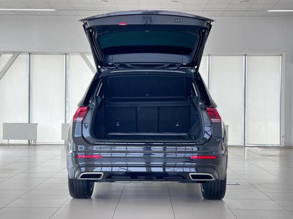 Volkswagen Tiguan II с пробегом 2018 года, цена 3 199 000 рублей, 97790 км, внедорожник, Автокод Объявления