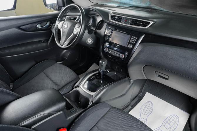 Nissan Qashqai II с пробегом 2018 года, цена 1 599 000 рублей, 155000 км, внедорожник, Автокод Объявления