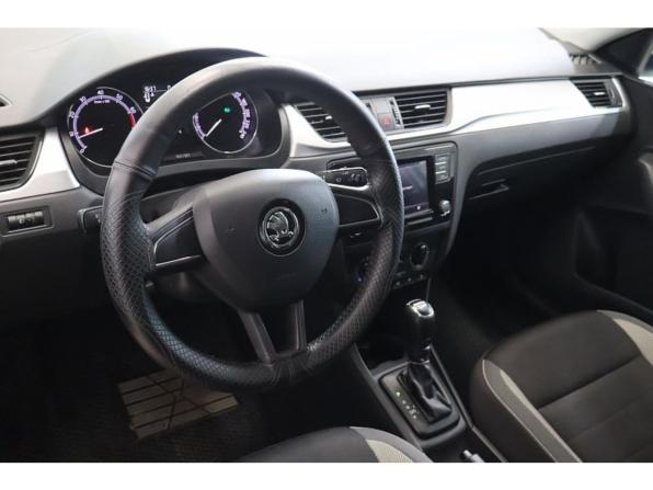 Skoda Rapid I Рестайлинг с пробегом 2017 года, цена 909 000 рублей, 255200 км, лифтбек, Автокод Объявления