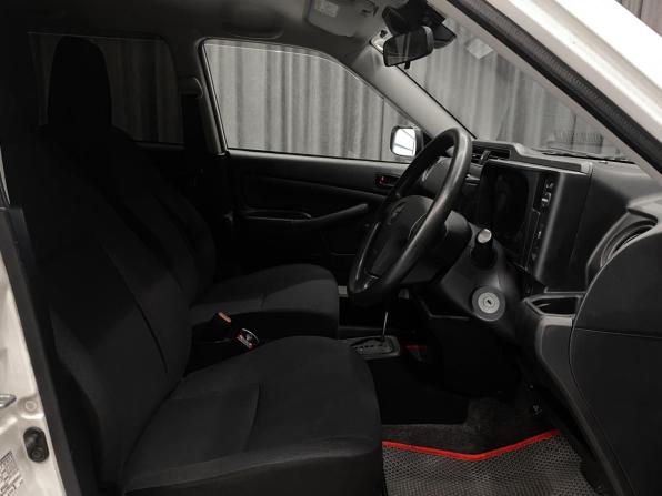 Toyota Probox I Рестайлинг с пробегом 2018 года, цена 969 000 рублей, 123000 км, универсал, Автокод Объявления