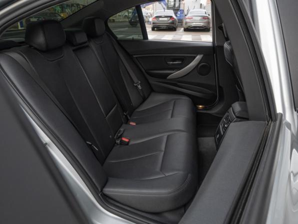BMW 3 серии VI (F3x) Рестайлинг с пробегом 2018 года, цена 1 989 000 рублей, 127210 км, седан, Автокод Объявления