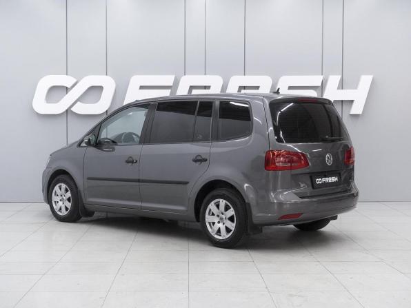 Volkswagen Touran I Рестайлинг 2 с пробегом 2011 года, цена 1 219 000 рублей, 140491 км, компактвэн, Автокод Объявления