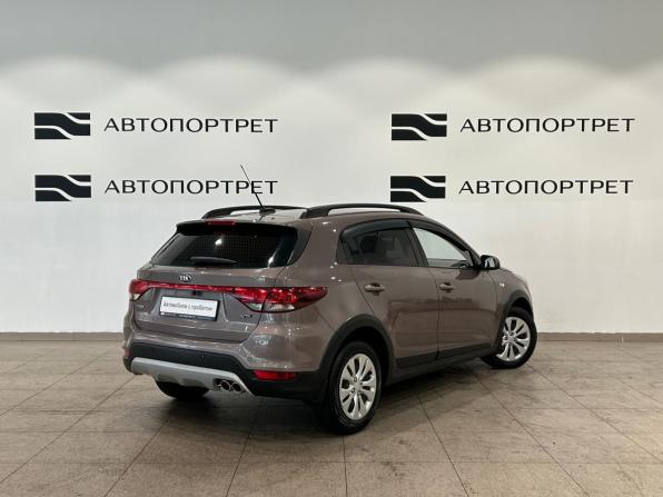 Kia Rio IV с пробегом 2018 года, цена 999 000 рублей, 140871 км, хэтчбек, Автокод Объявления