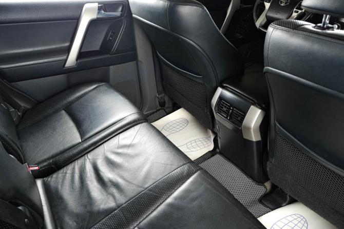 Toyota Land Cruiser Prado 150 Series с пробегом 2010 года, цена 2 549 000 рублей, 425000 км, внедорожник, Автокод Объявления